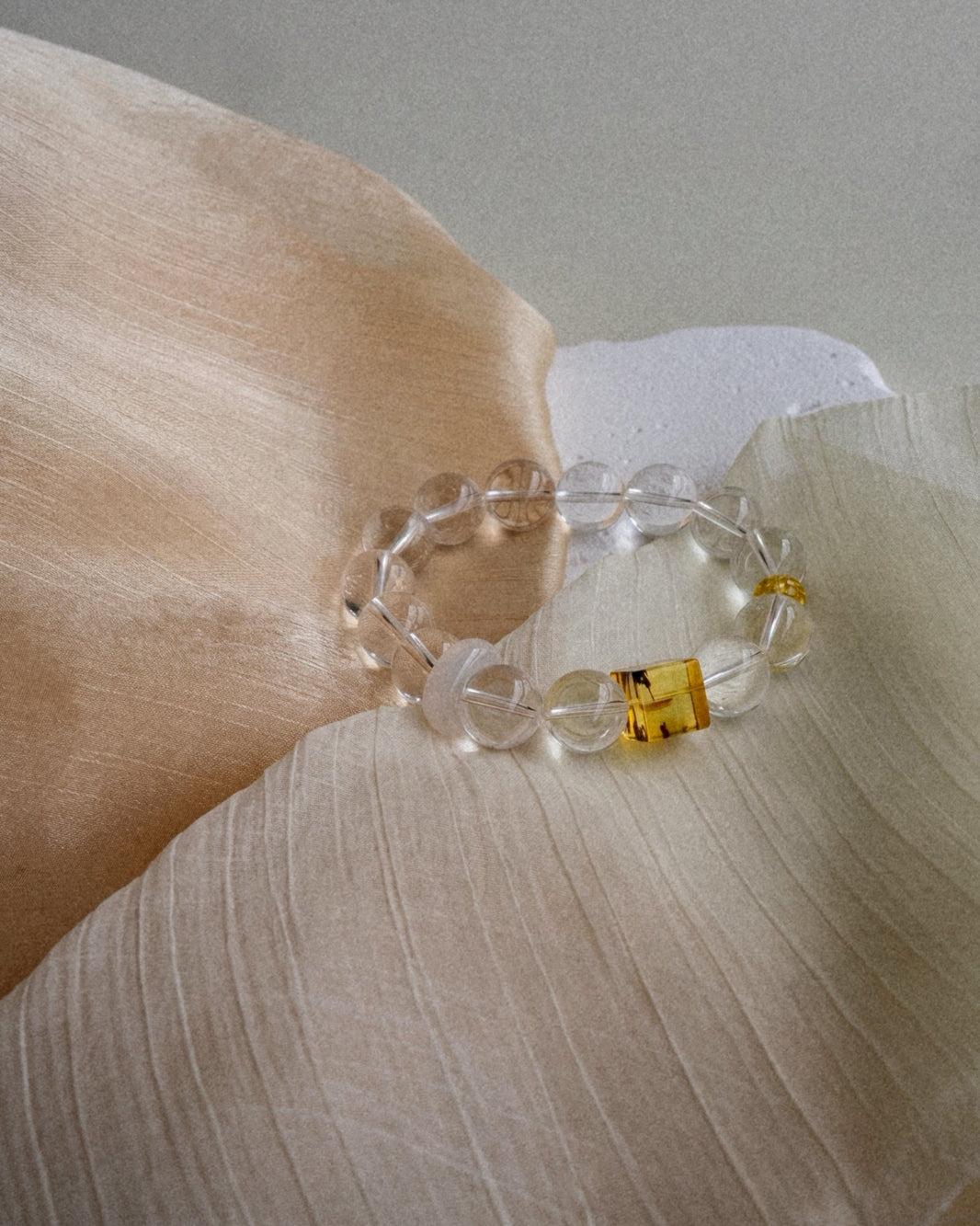 RIA HONEY-AMBER GEMSTONE BRACELET